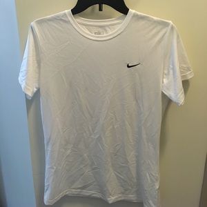 Nike dry fit t-shirt
